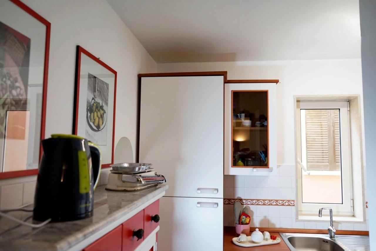 Appartamento Di Fronte Al Mare By Apulia Accommodation Bari Exterior photo